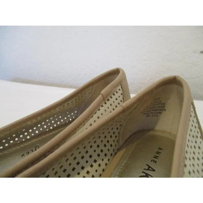 Ak Anne Klein Taupe Tan Beige Cream Perferated Flats Size Us