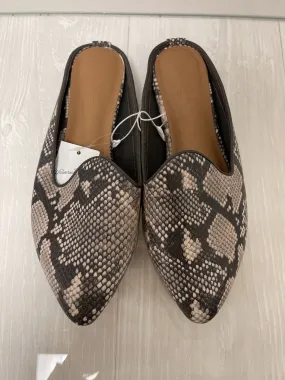 Shoes Flats By Universal Thread  Size: 9